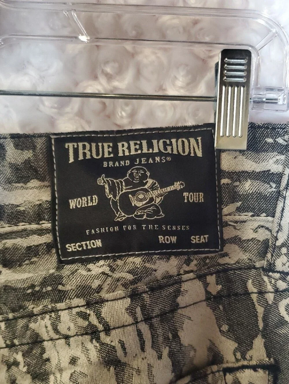 True Religion Gray & Cream Skinny Jeans - Textured Stripe Print Size 34